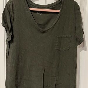 Bundle of 4 Universal Thread Tees XXL